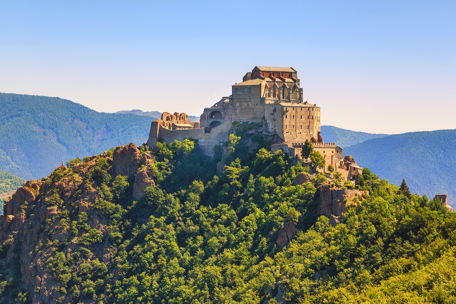 20 Iconic Sacred Sites Around the World: Spiritual Wonders That Inspire Awe